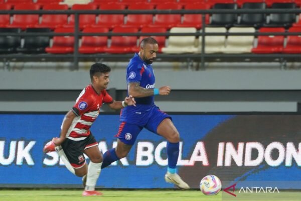 Arema FC Siap 200 Persen Untuk Rebut Tiga Poin Melawan Persebaya