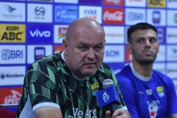 Pemain Persib Bandung Jalani Latihan Individual Selama Liburan