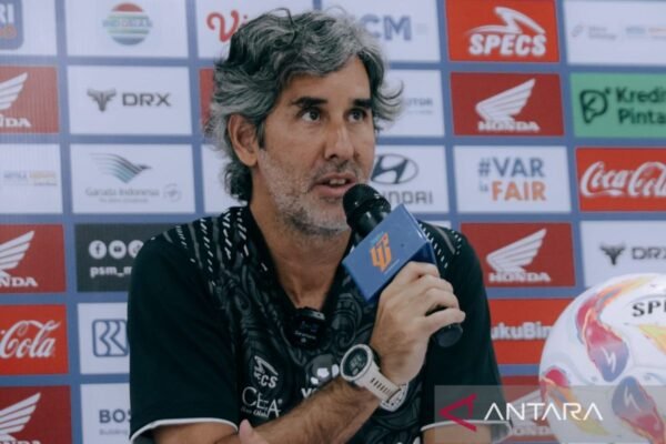Teco Cugurra Memilih Melanjutkan Karier di Indonesia Usai Tinggalkan Bali United