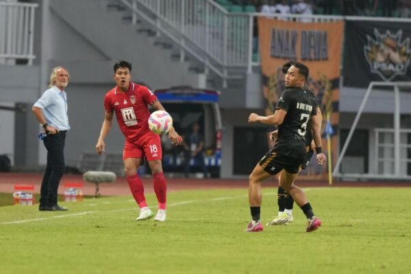 Pelatih Ungkap Kemenangan Dewa United Berkat Strategi Tepat
