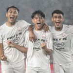 Sure! Here are some alternate title suggestions for "Jadwal Lengkap Persis Solo di Super League Musim 2025/2026":

1. "Penuh Aksi: Jadwal Persis Solo di Super League 2025/2026"
2. "Rincian Pertandingan Persis Solo di Super League Musim 2025/2026"
3. "Jadwal Pertandingan Komprehensif Persis Solo di Super League 2025/2026"
4. "Persis Solo: Seluruh Jadwal di Super League 2025/2026"
5. "Kalender Pertandingan Persis Solo untuk Musim 2025/2026 di Super League"
6. "Agenda Lengkap Persis Solo di Super League Musim 2025/2026"
7. "Ikuti Jejak Persis Solo: Jadwal Super League 2025/2026"
8. "Persis Solo di Super League: Jadwal Pertandingan 2025/2026"
9. "Menyongsong Tantangan: Jadwal Persis Solo di Super League 2025/2026"
10. "Super League 2025/2026: Lihat Jadwal Pertandingan Persis Solo"

Feel free to modify any of these titles to better suit your needs!