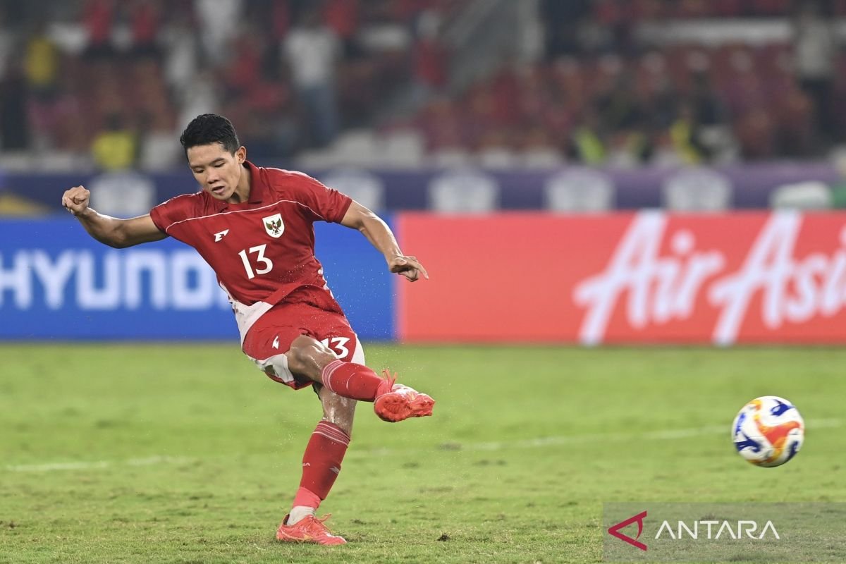 Alfharezzi Buffon Berusaha Keras untuk Aman di Posisi Utama Bersama Borneo FC