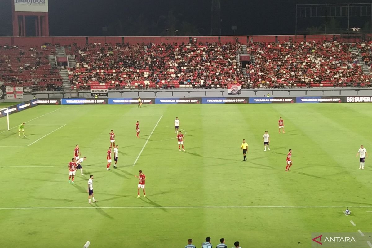 Pertandingan Tanpa Gol: Bali United dan Persita Berbagi Poin di Lapangan