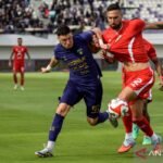 Berikut beberapa alternatif judul untuk "Carlos Pena Cari Formula Terbaik untuk Persita Tangerang":

1. "Carlos Pena Mencari Strategi Ideal untuk Persita Tangerang"
2. "Formula Sempurna Carlos Pena untuk Meningkatkan Kinerja Persita Tangerang"
3. "Carlos Pena Berusaha Temukan Metode Terbaik bagi Persita Tangerang"
4. "Strategi Carlos Pena: Membangun Persita Tangerang yang Lebih Kuat"
5. "Carlos Pena: Menyusun Rencana Terbaik untuk Persita Tangerang"
6. "Mencari Solusi Optimal: Carlos Pena dan Perjuangan Persita Tangerang"
7. "Carlos Pena: Menggali Potensi Terbaik Persita Tangerang"
8. "Racikan Strategi Carlos Pena untuk Membangun Tim Persita Tangerang"

Semoga alternatif ini membantu!